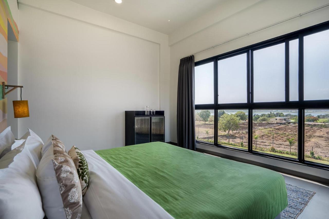 Casa Boho By Stayvista - Contemporary Design, Farm-View, Swimming Pool & Indoor Games For A Chic Retreat 나식 외부 사진